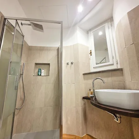 Casa Mercato A Campo De Fiori Apartment